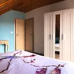 ヴィラ Kuca Gorica Blanca *