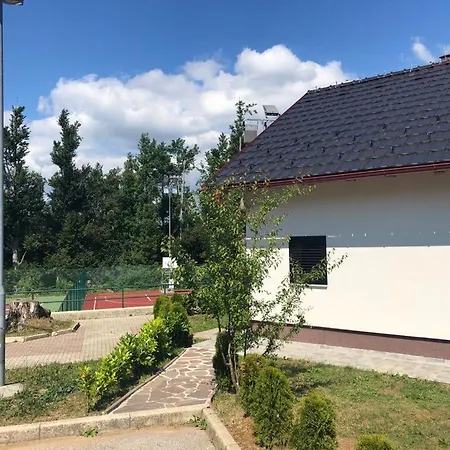 Kuca Gorica Blanca *