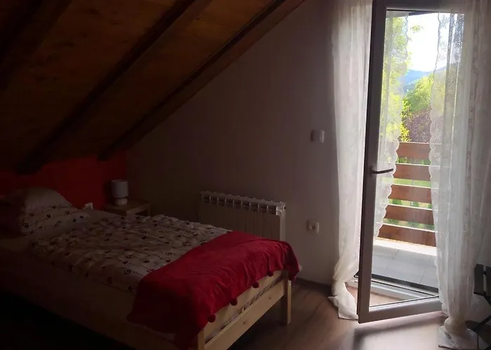 Kuca Gorica Blanca
