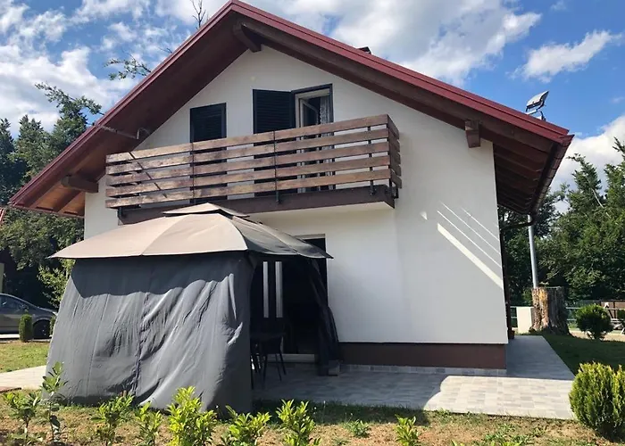 Kuca Gorica Blanca ヴィラ Fužine